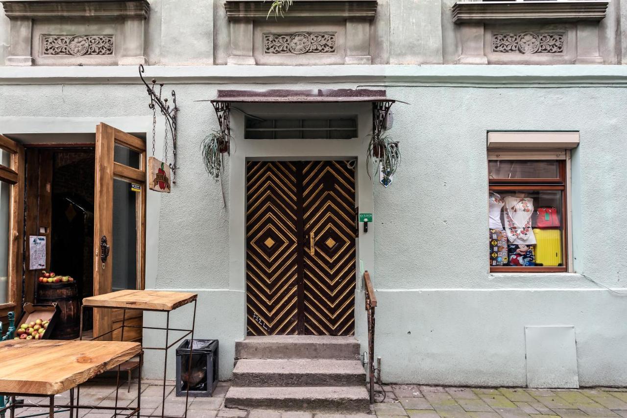 Style Apartments In Old Leópolis Exterior foto